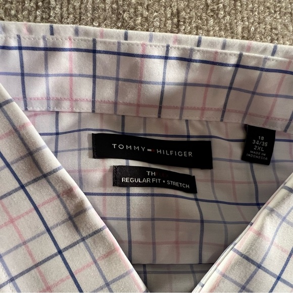 Men's Tommy Hilfiger XXL Checkered Shirt - Picture 4 of 6